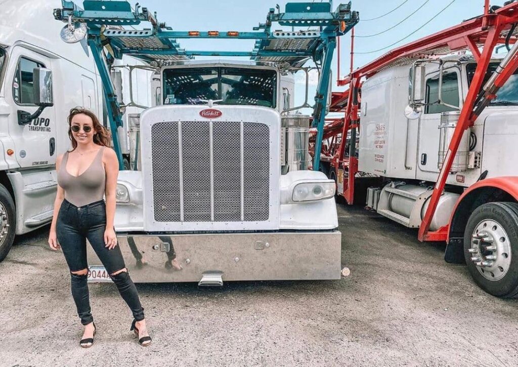 female-truck-driver-road-safety-and-more-truck-lovers